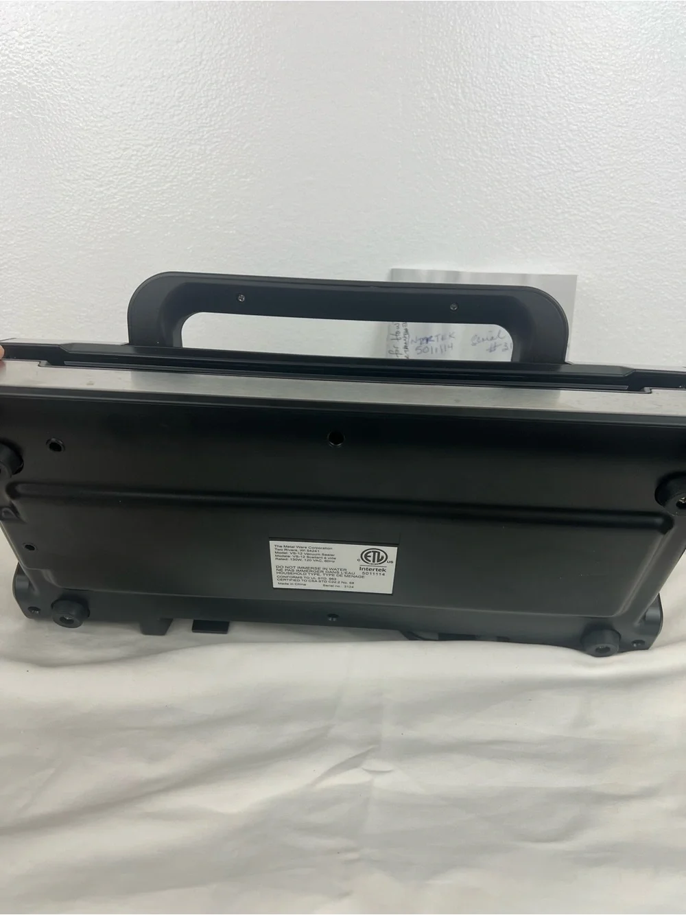Nesco Deluxe Food VS-12 Vacuum Sealer Silver With Bags…. Works